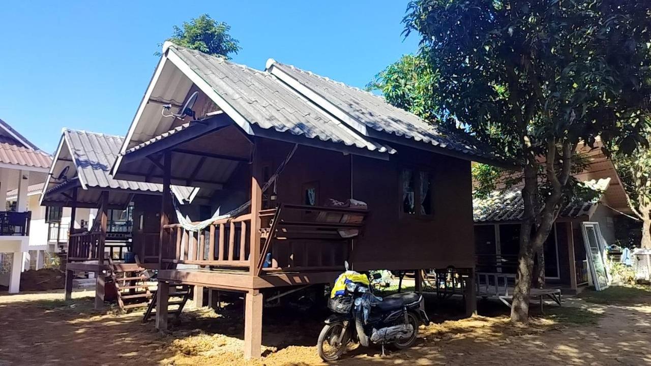 Отель Family Hut Пай Экстерьер фото